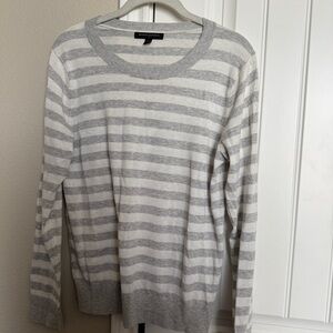 Banana Republic Light Gray and White Striped Crewneck Sweater Size M
